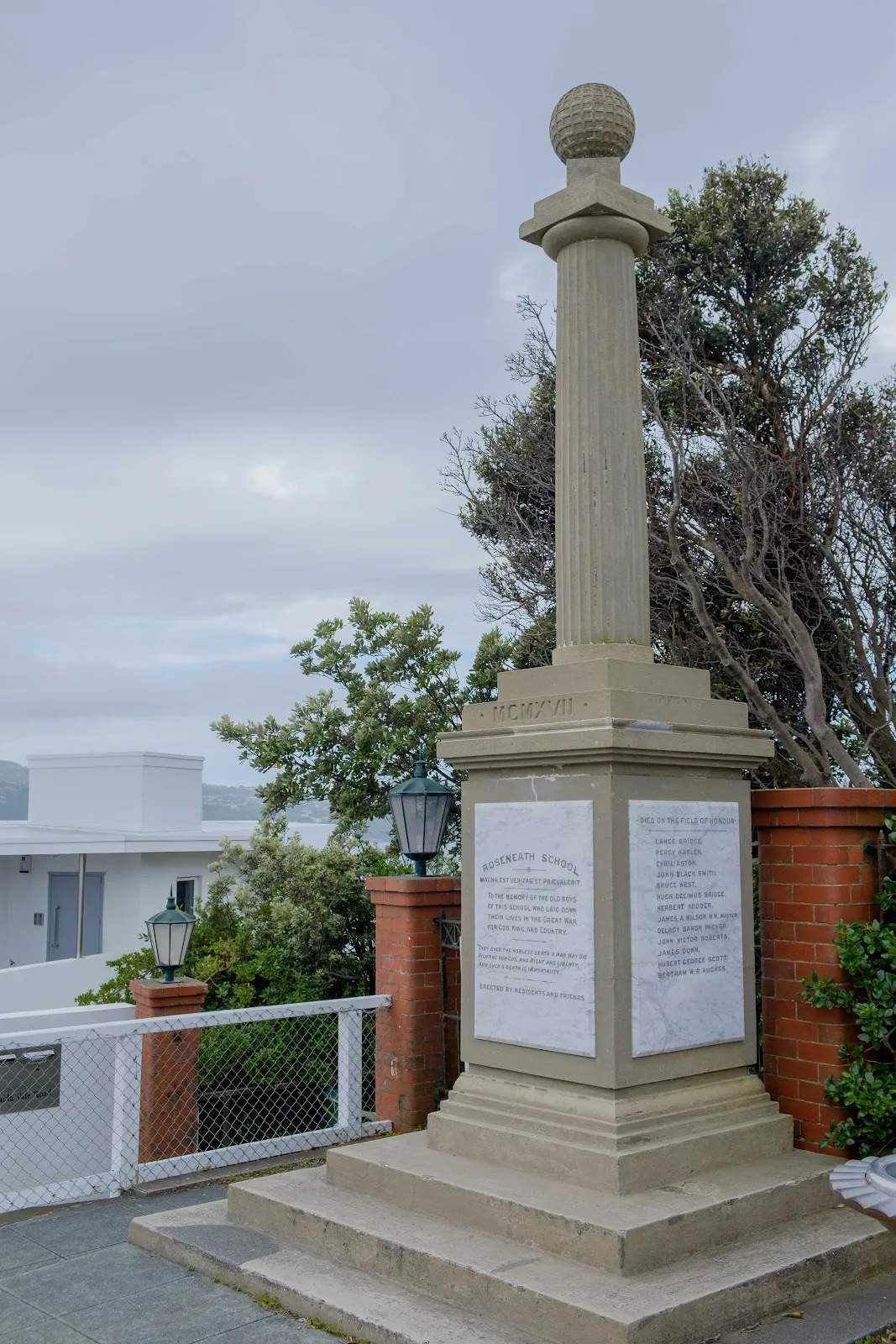 Roseneath War Memorial — photo 2