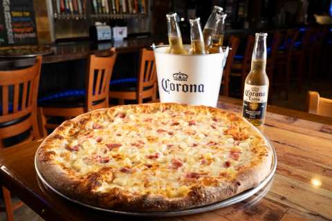 Downtown Pizza Sports Bar and Grill — photo 3