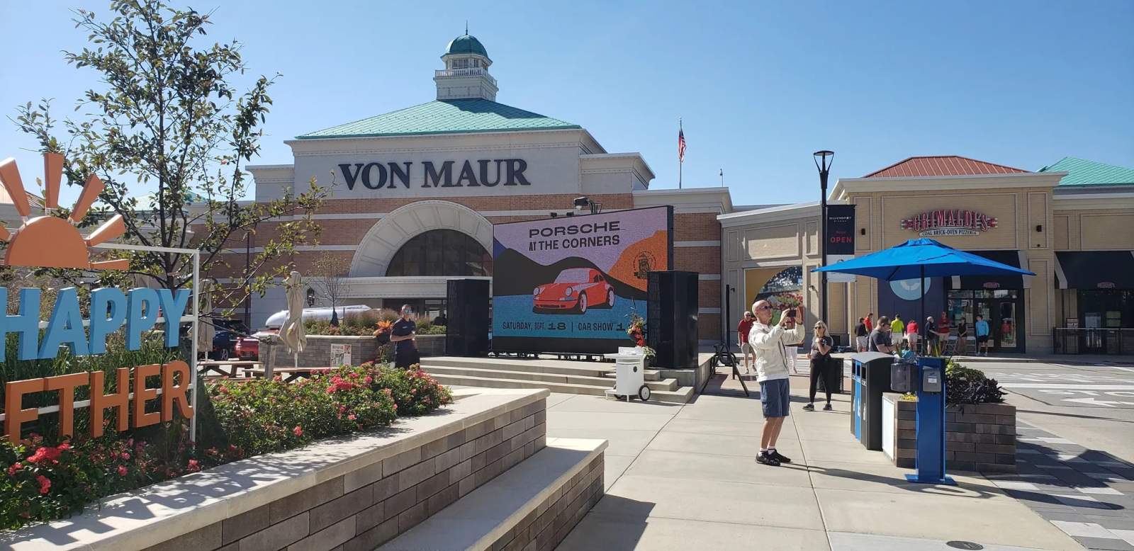 Von Maur — photo 1