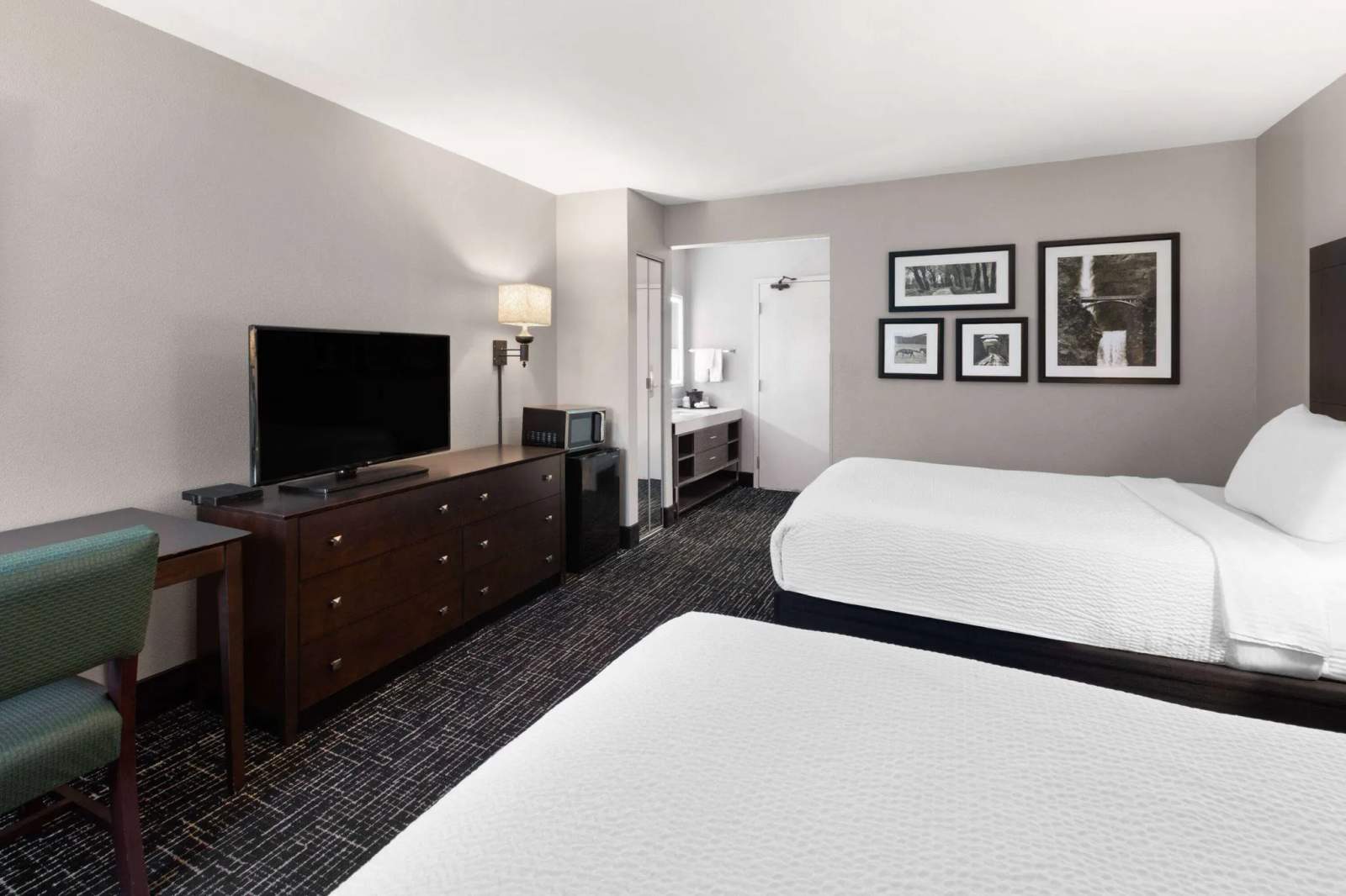 La Quinta Inn by Wyndham Sheboygan — photo 2