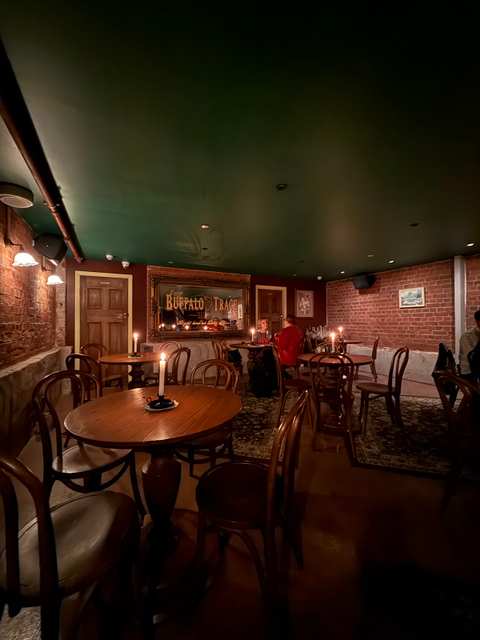 Dee's Place — photo 3