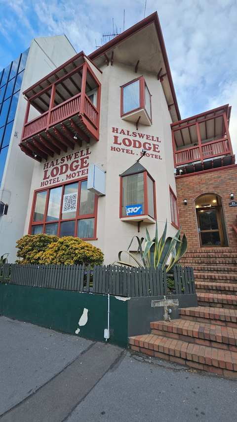 Halswell Lodge — photo 3