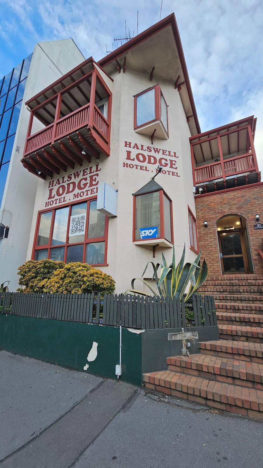 Halswell Lodge — photo 3
