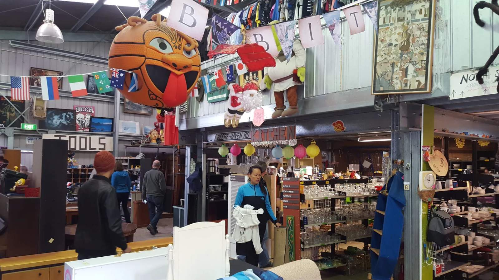 The Tip Shop — photo 1