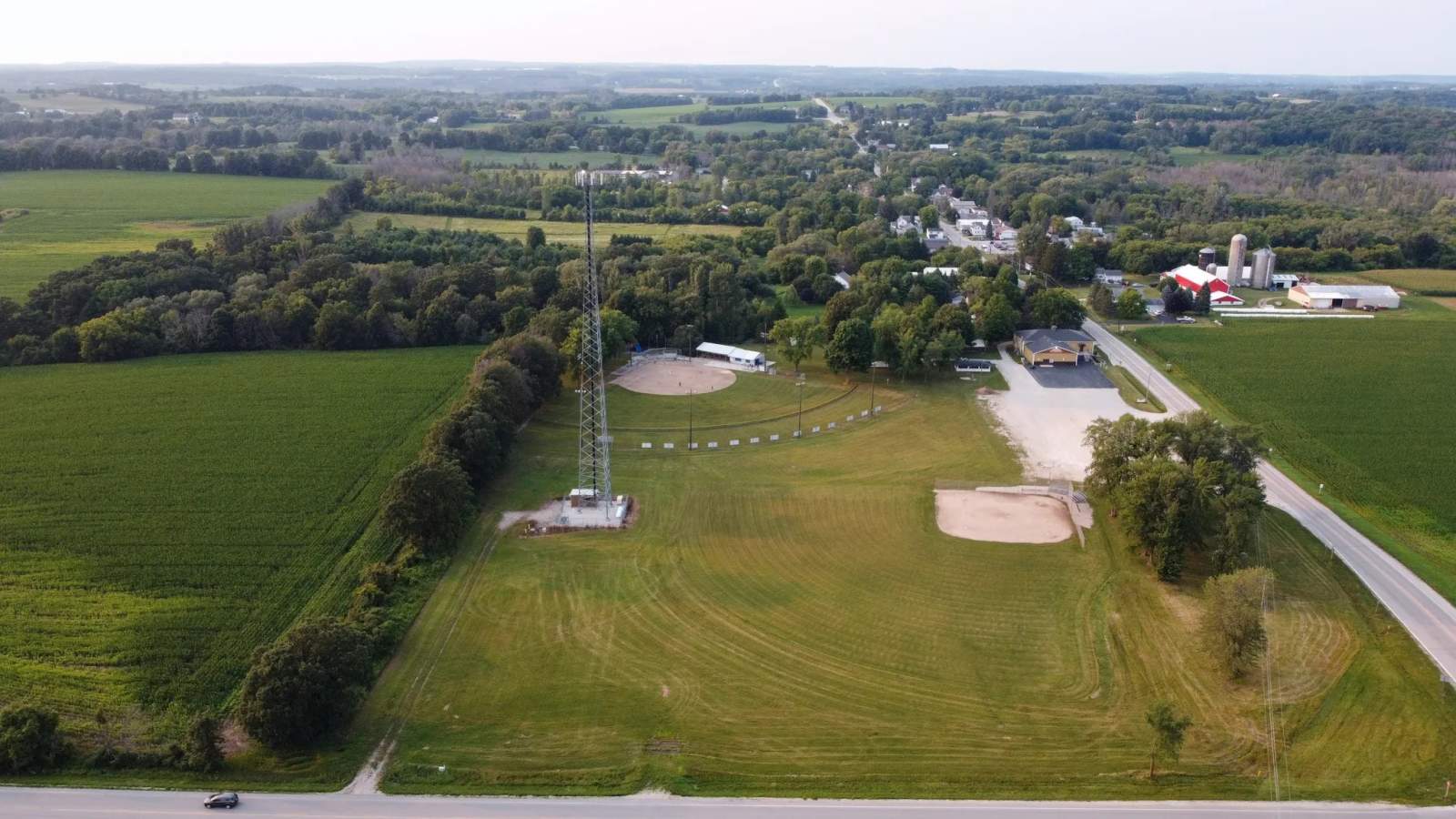 Batavia Ball Diamond — photo 1
