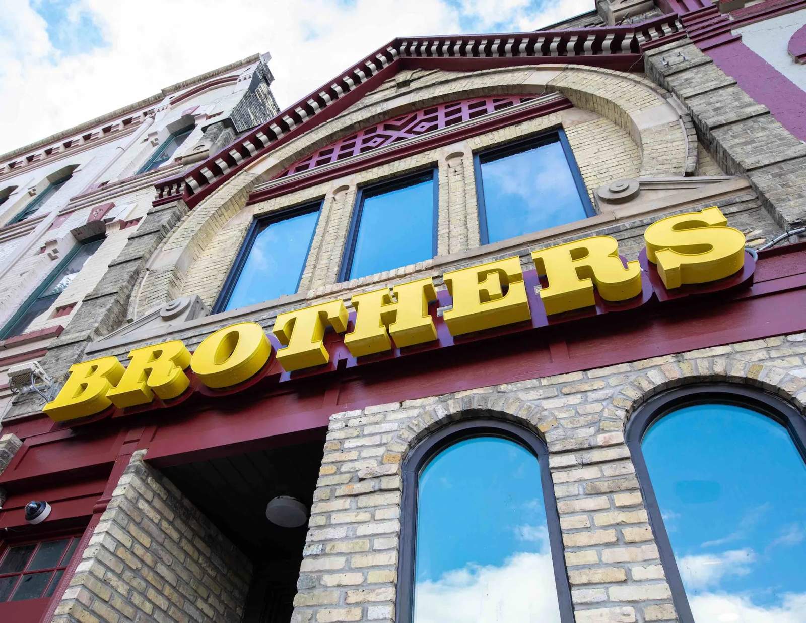 Brothers Bar & Grill — photo 1