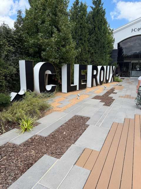 Giovannis Restaurant at the House of J.C. Le Roux — photo 4