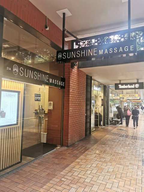 Sunshine Massage — photo 2