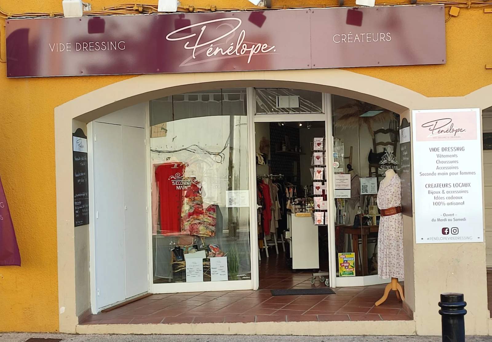 Pénélope. Vide dressing — photo 1