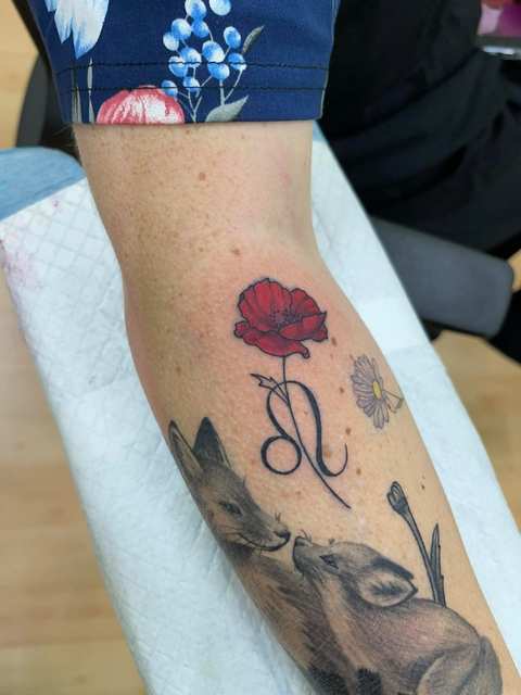 Needles & Thorns Tattoo Studio — photo 2