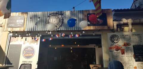 LE PUB DES ARTISTES — photo 5