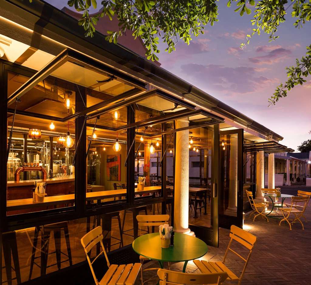 Tuk Tuk Microbrewery & Bistro