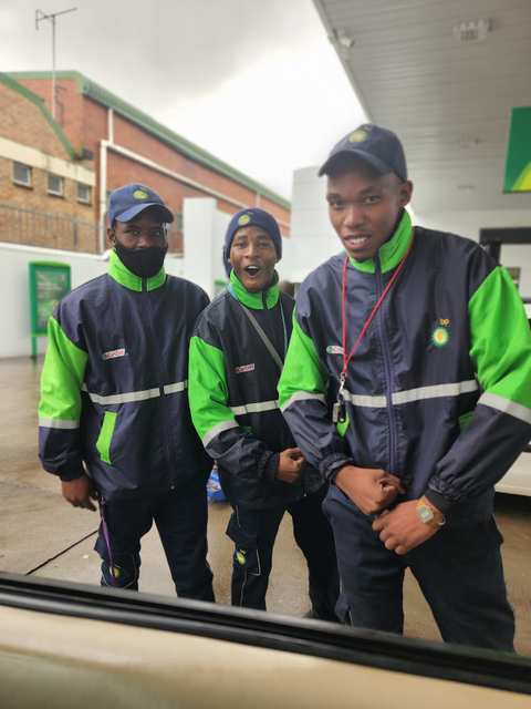 Bp garage stanger — photo 3