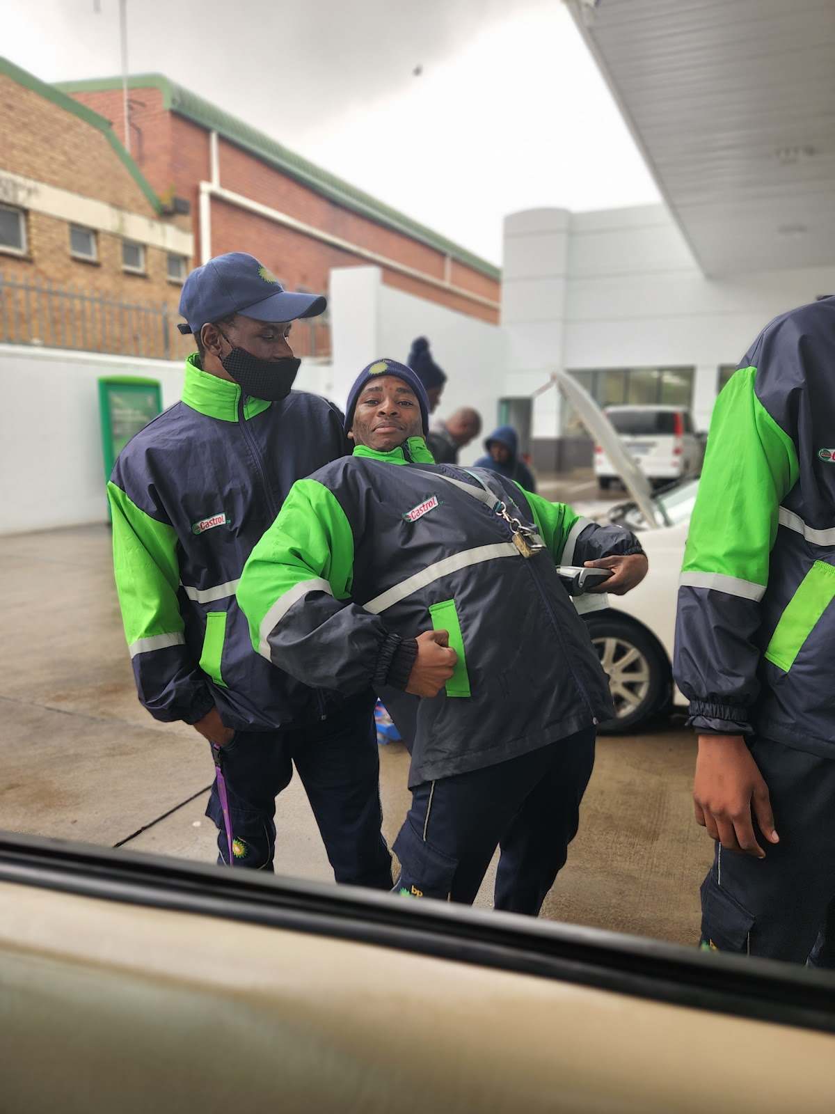 Bp garage stanger — photo 4