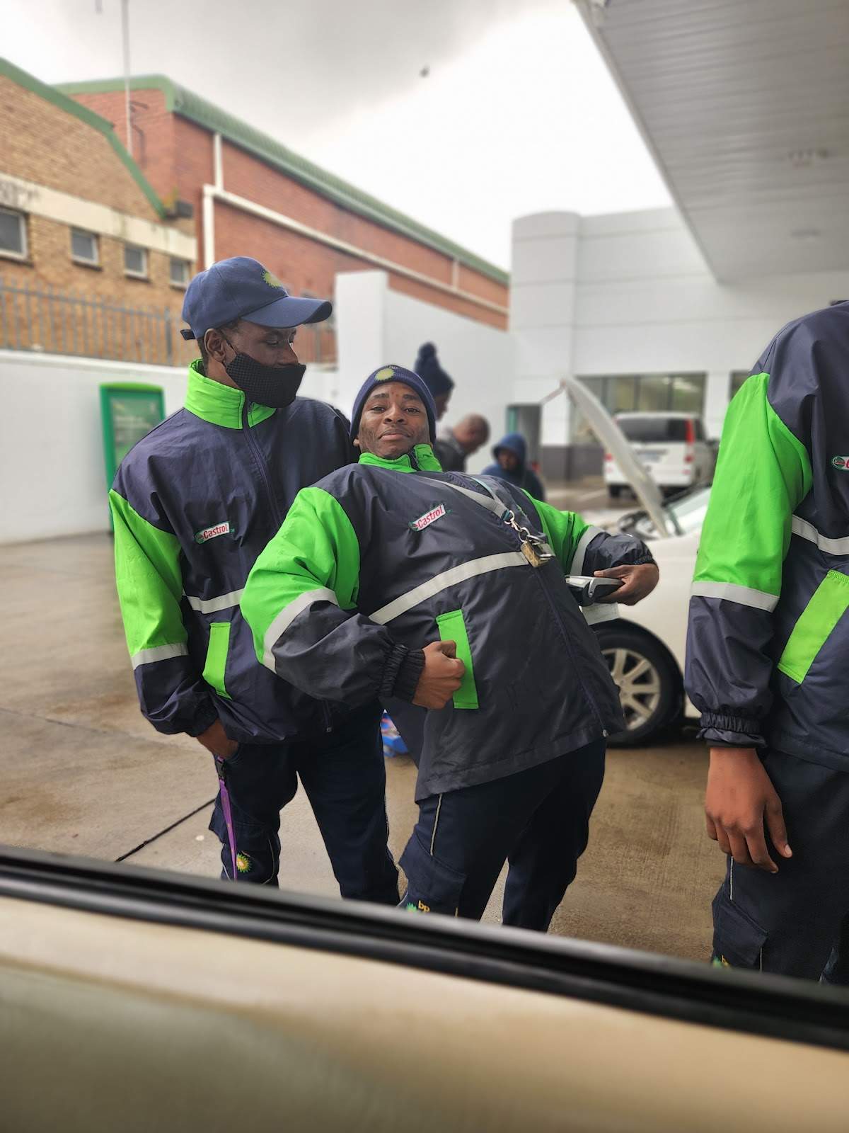 Bp garage stanger — photo 4