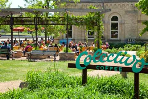 Colectivo Coffee Lakefront — photo 3