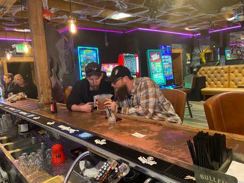 Collin's Deck Bar — photo 4
