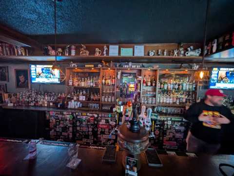 The Dark Horse Tavern — photo 3
