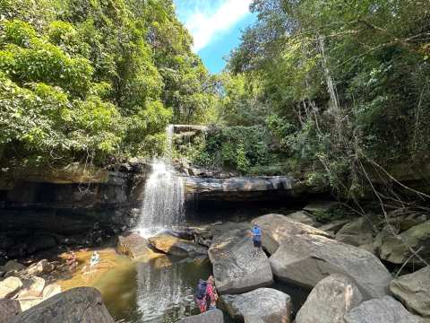 Khlong Yai Kee Waterfall — photo 2