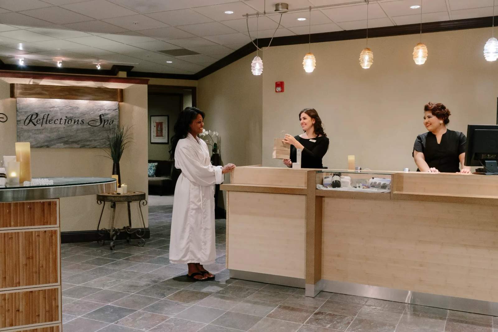Reflections Spa & Salon — photo 1