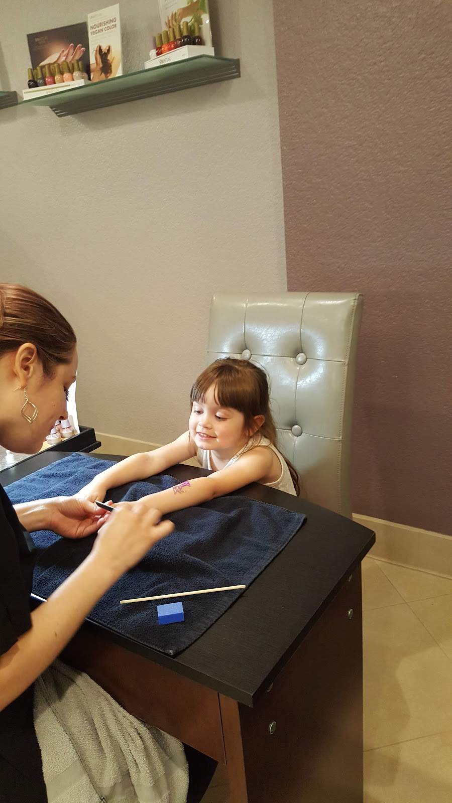Reflections Spa & Salon — photo 2