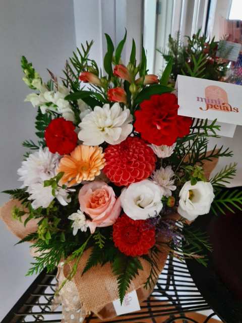 Mini Petals Florist — photo 3