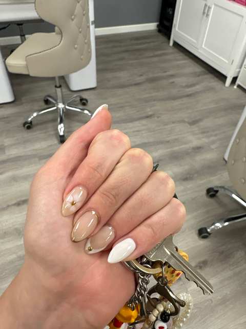 Holstein Nail Co. — photo 2