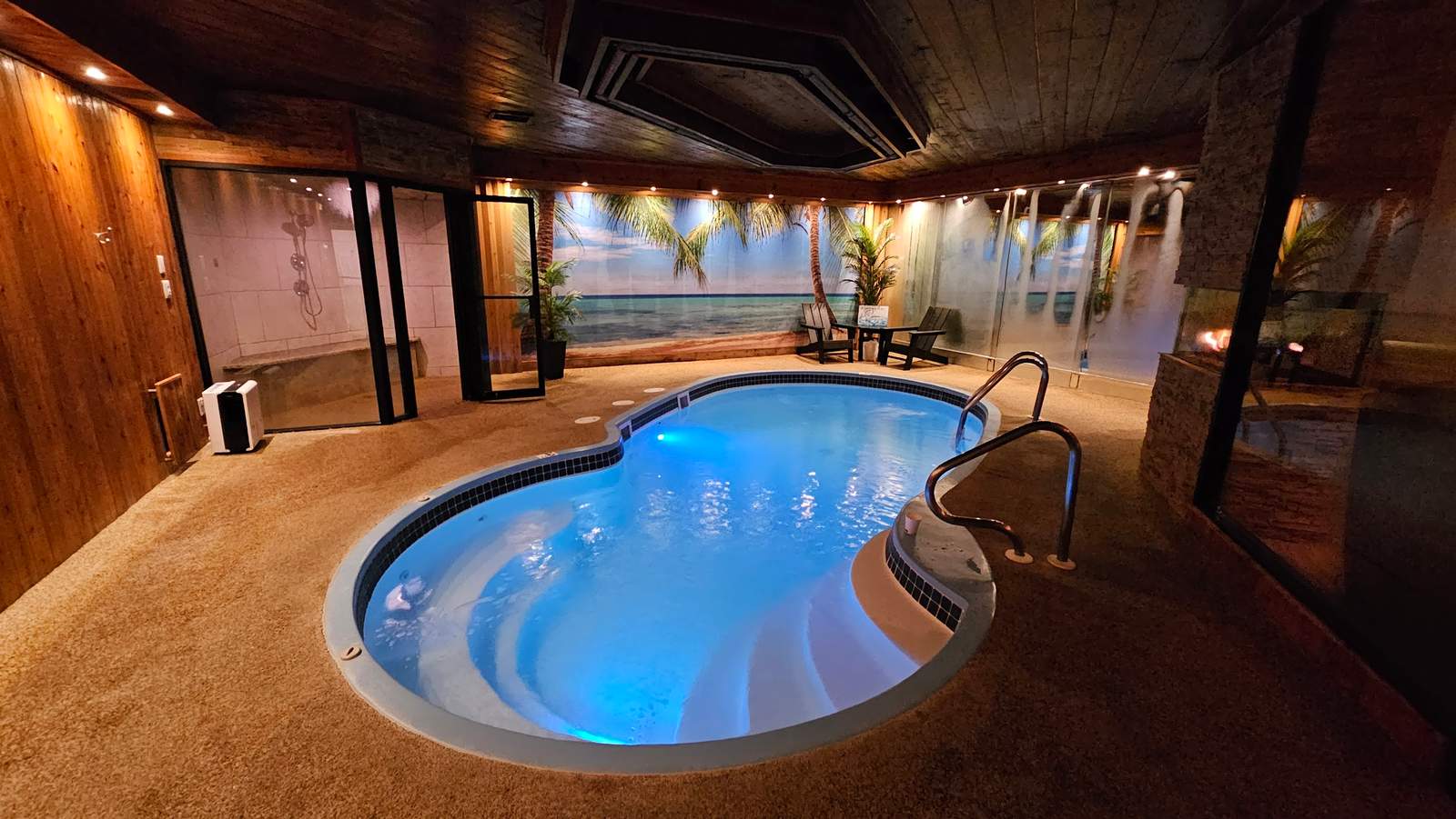 Sybaris Pool Suites Mequon — photo 3