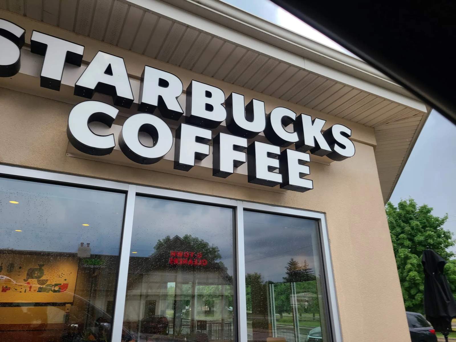 Starbucks Coffee Company — photo 1