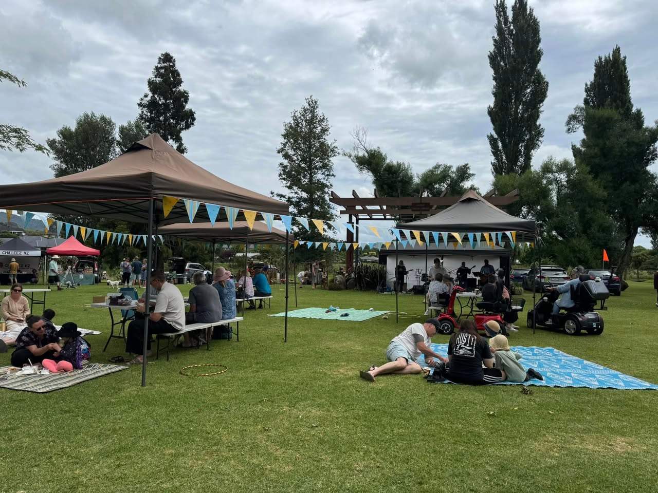 Katikati Sunday Farmers Market — photo 1