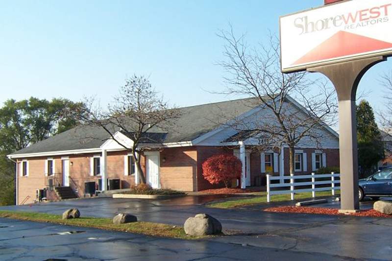 Shorewest Realtors - West Bend-Hartford Office — photo 1