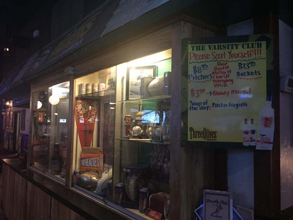 Varsity Club Sports Bar and Grille — photo 1