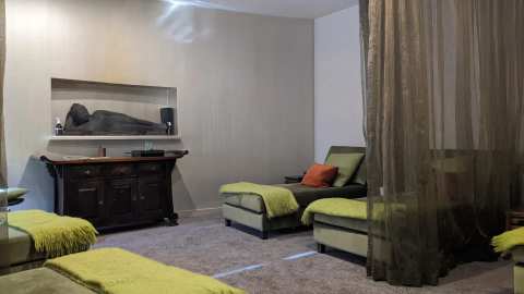 East Day Spa — photo 2