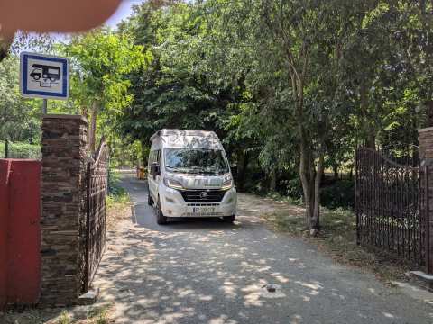 Aire camping-car l'orée du bois — photo 3