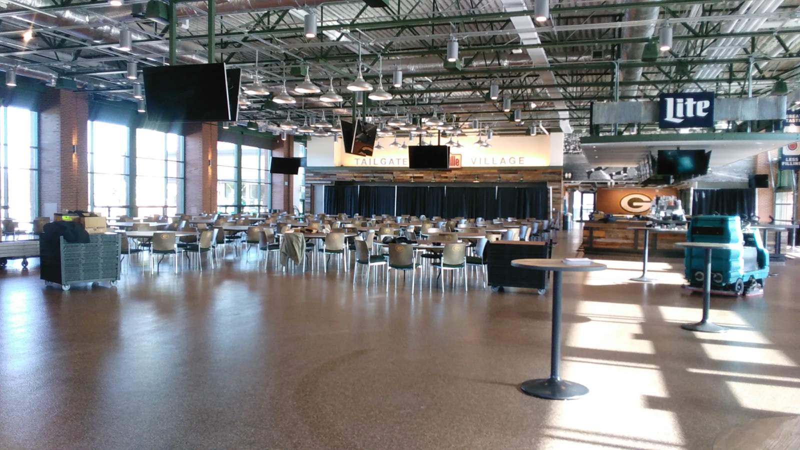 Johnsonville Tailgate Village™ — photo 3