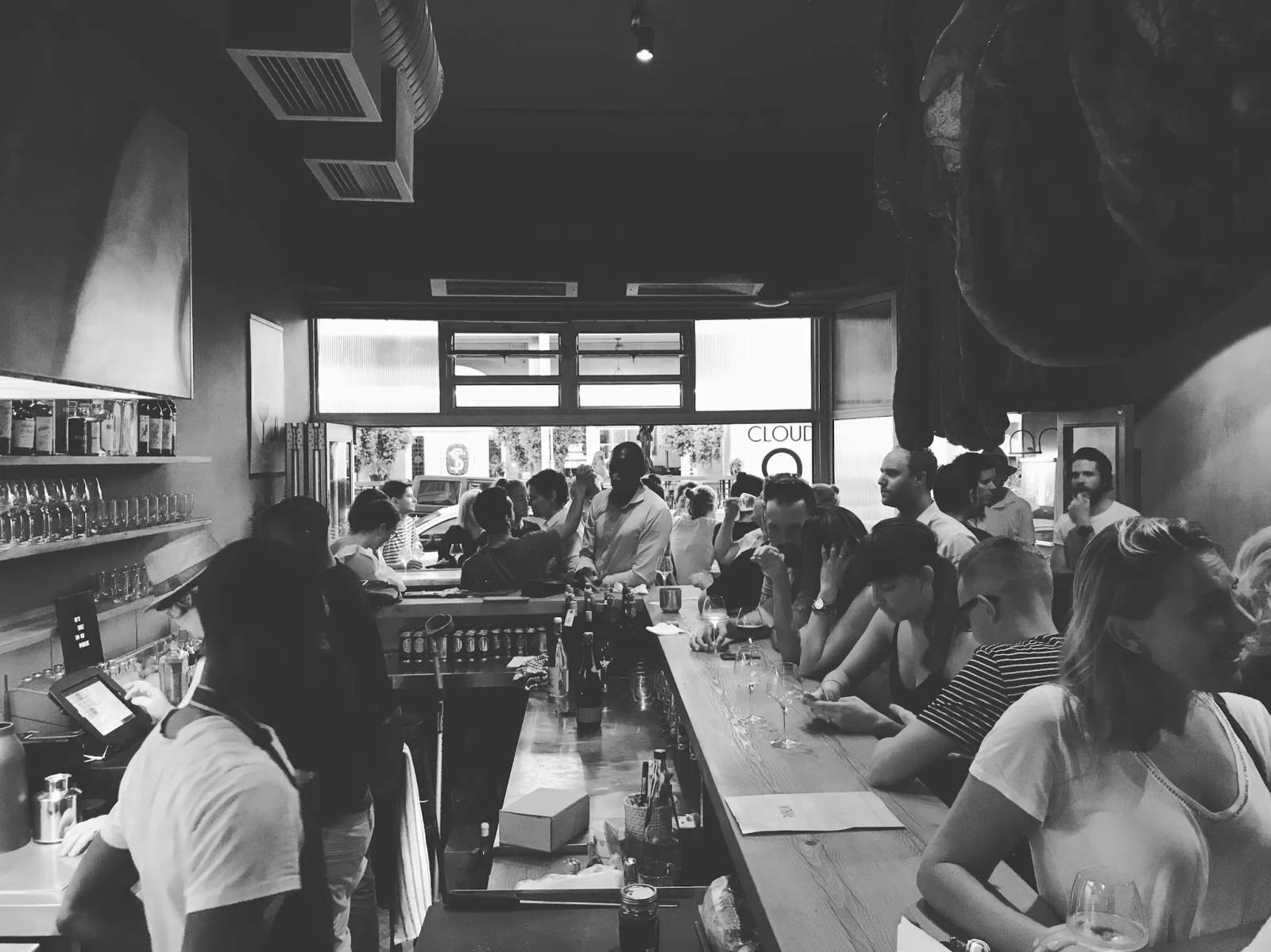 Publik Wine Bar — photo 1