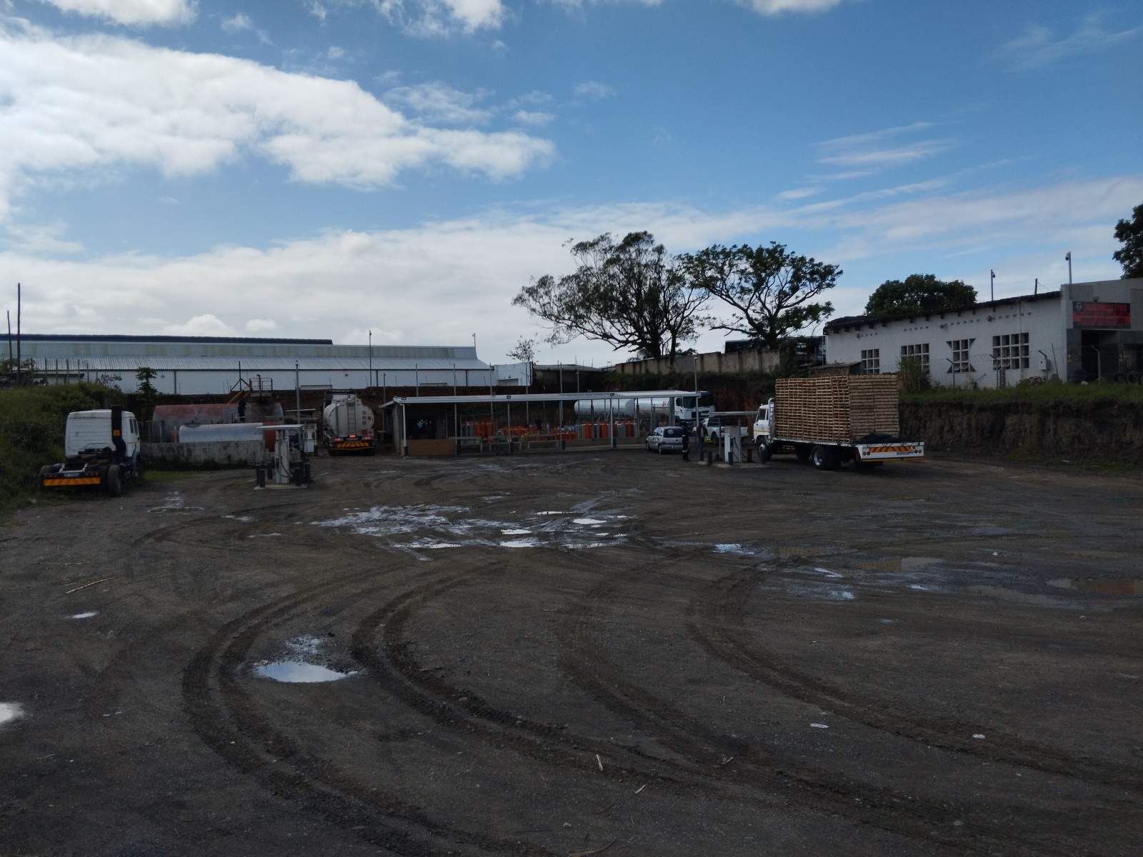 Stanger Fuel Depot — photo 1