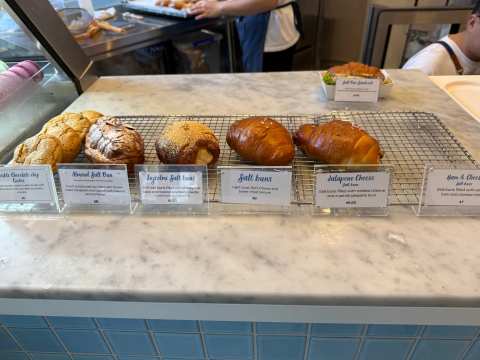 April Patisserie — photo 3