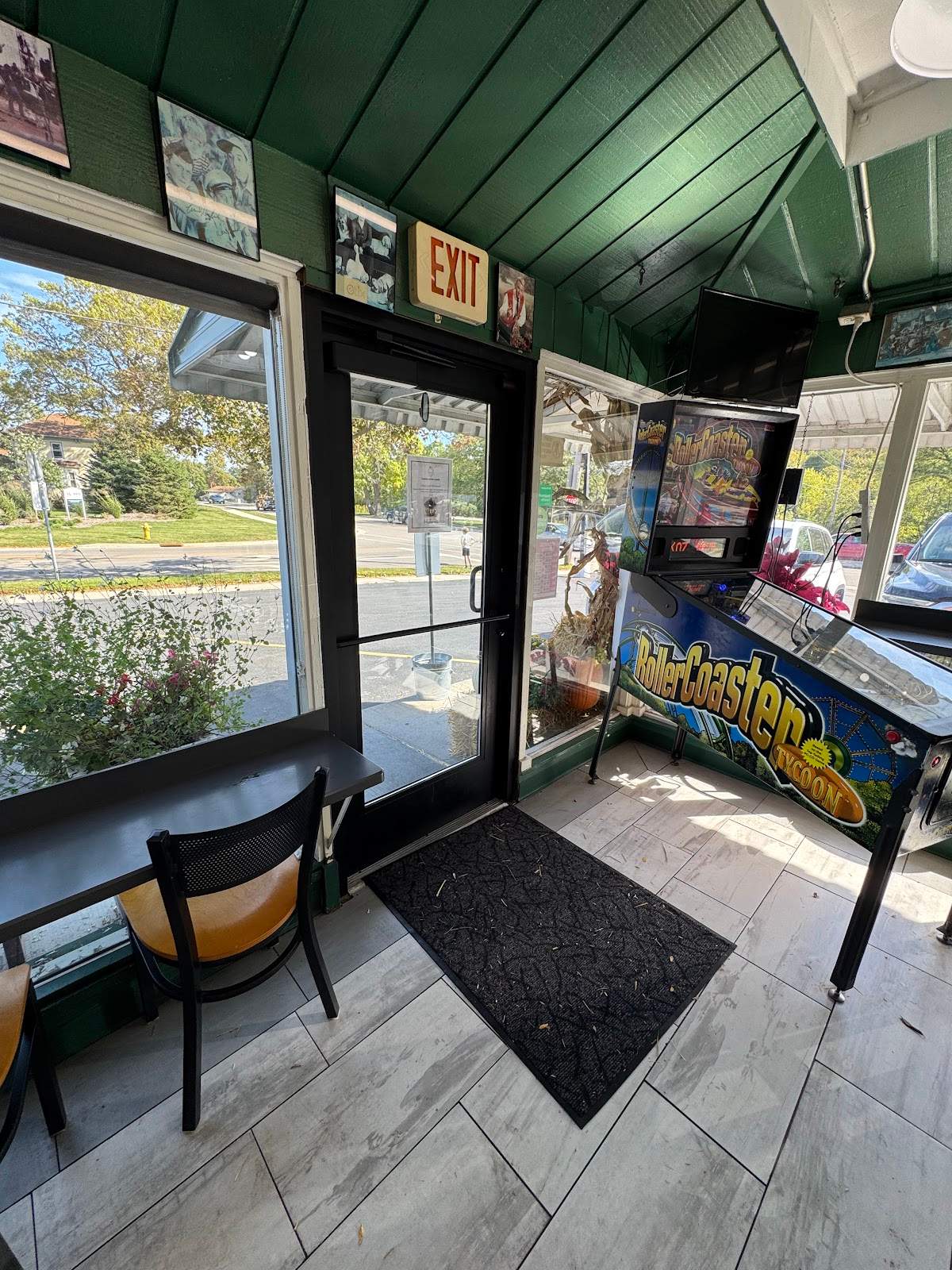 Hefner's Frozen Custard & Jumbo Burgers — photo 6