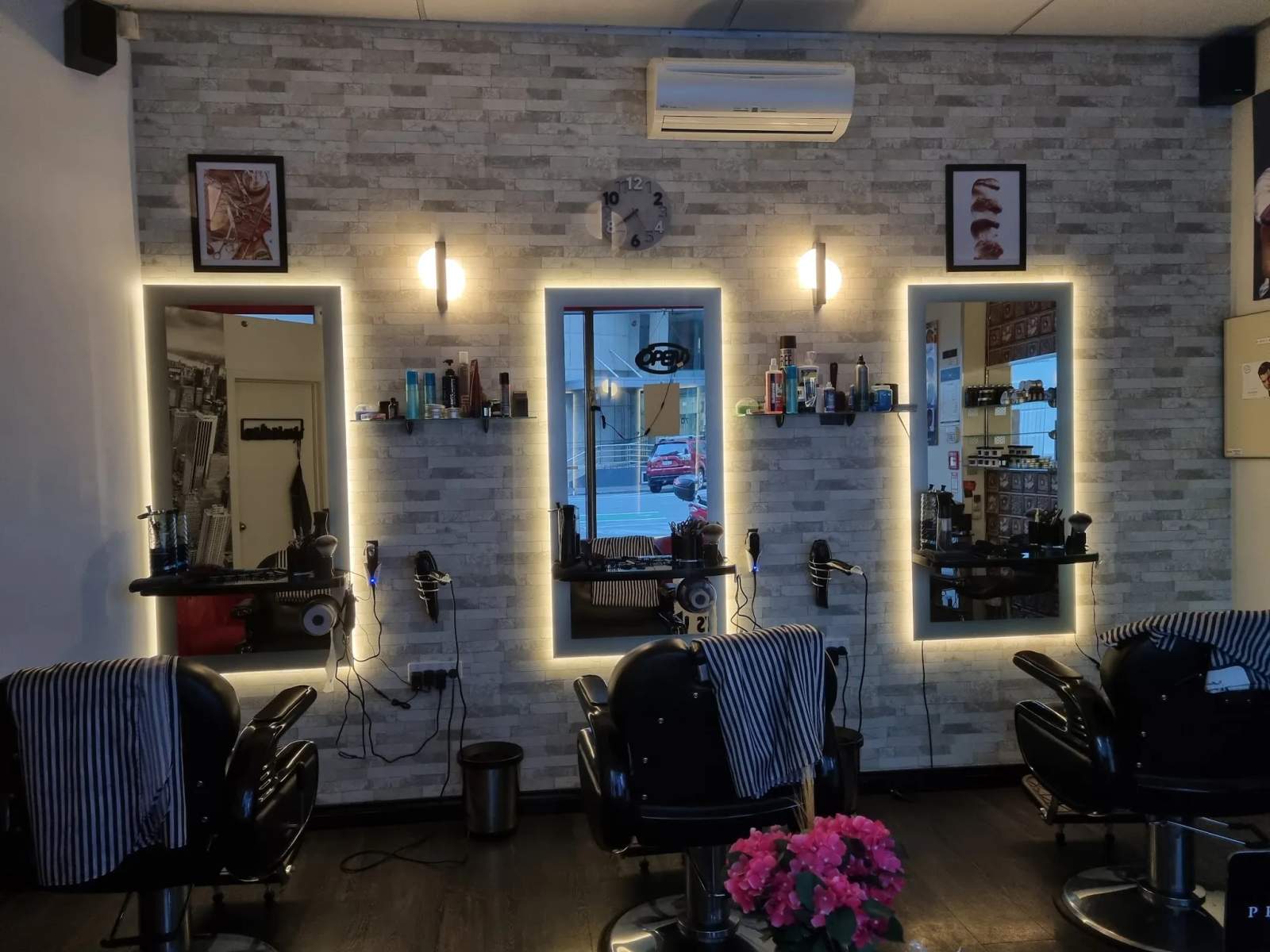Prince Barbers — photo 1