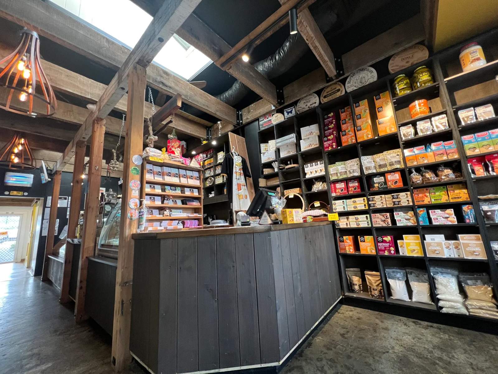 C’est Cheese - Artisan Cheese & Deli — photo 3
