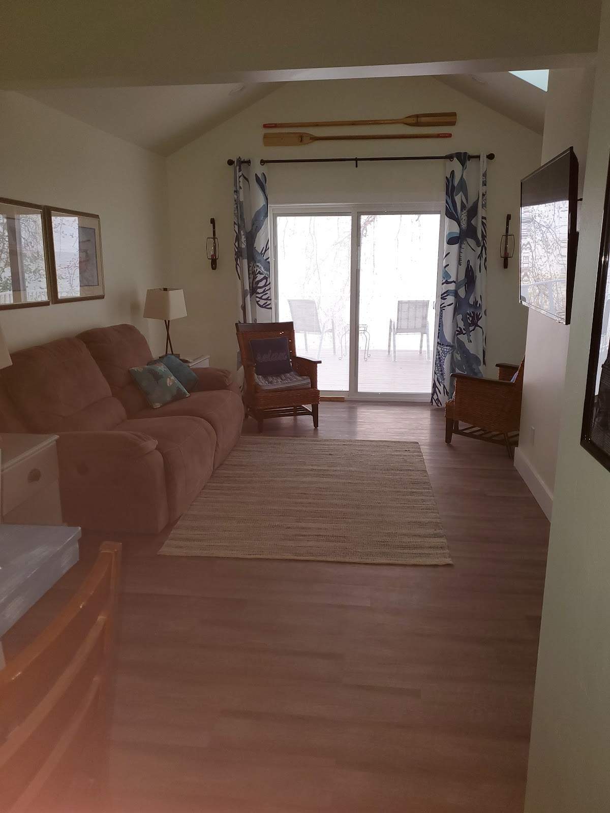 Lakejoy loft — photo 1