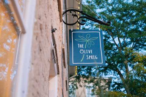 The Olive Sprig — photo 4