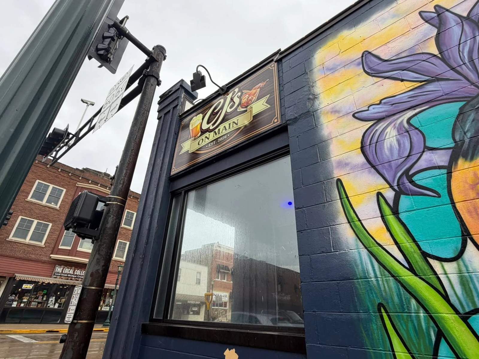 CJ'S on Main — photo 1