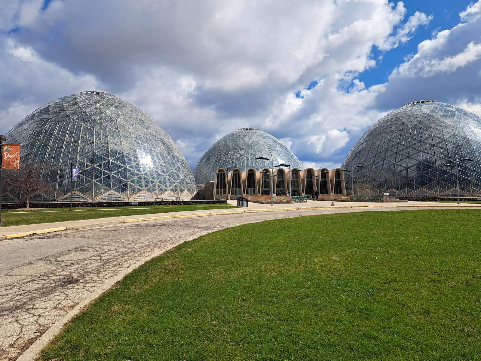 Mitchell Park Domes Horticulture Conservatory — photo 3