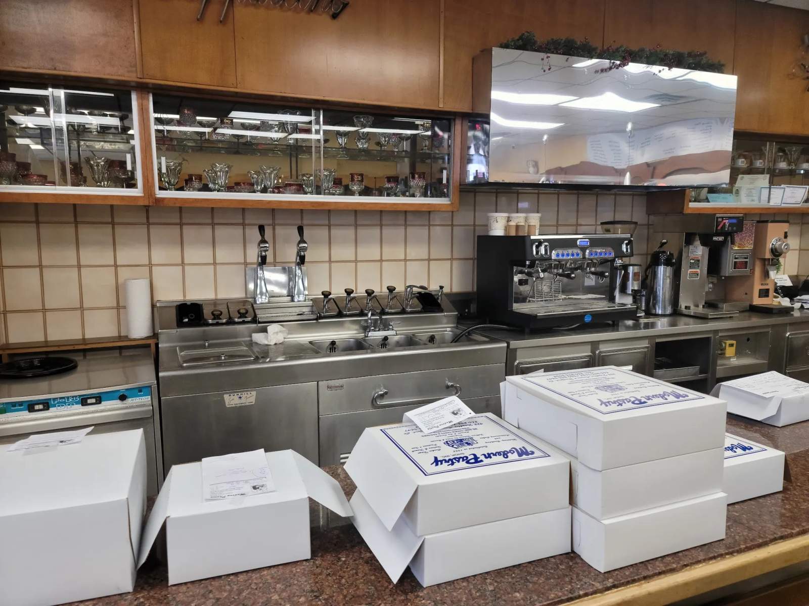 Modern Pastry Shop Inc — photo 1