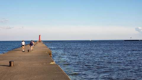 Sheboygan Breakwater Lighthouse — photo 3