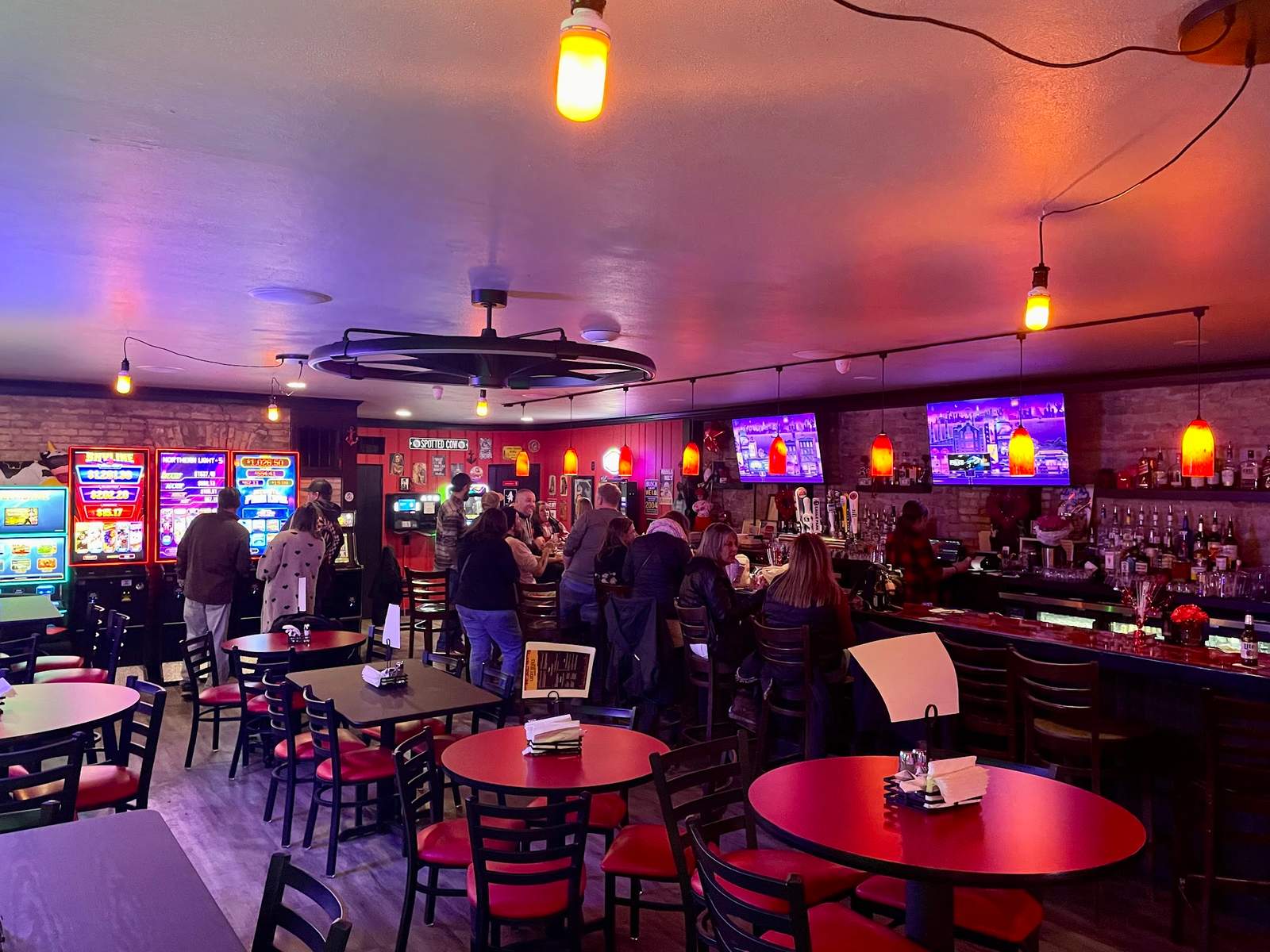 Lucky Devils Bar & Grill — photo 1