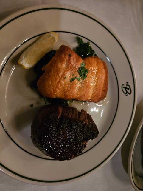 Mr. B's - A Bartolotta Steakhouse - Mequon — photo 3