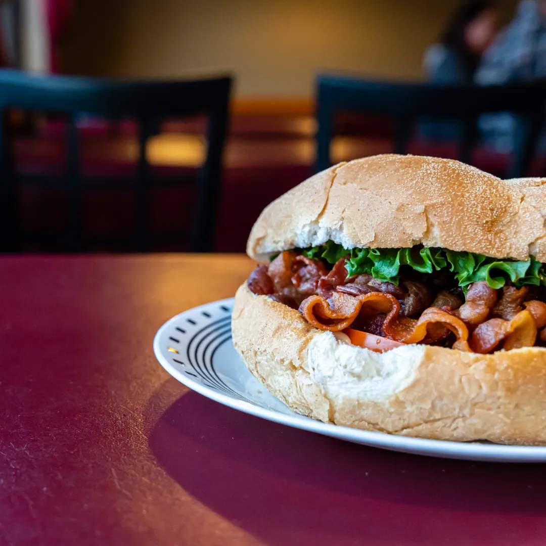 Frankie's Pub & Grill — photo 2